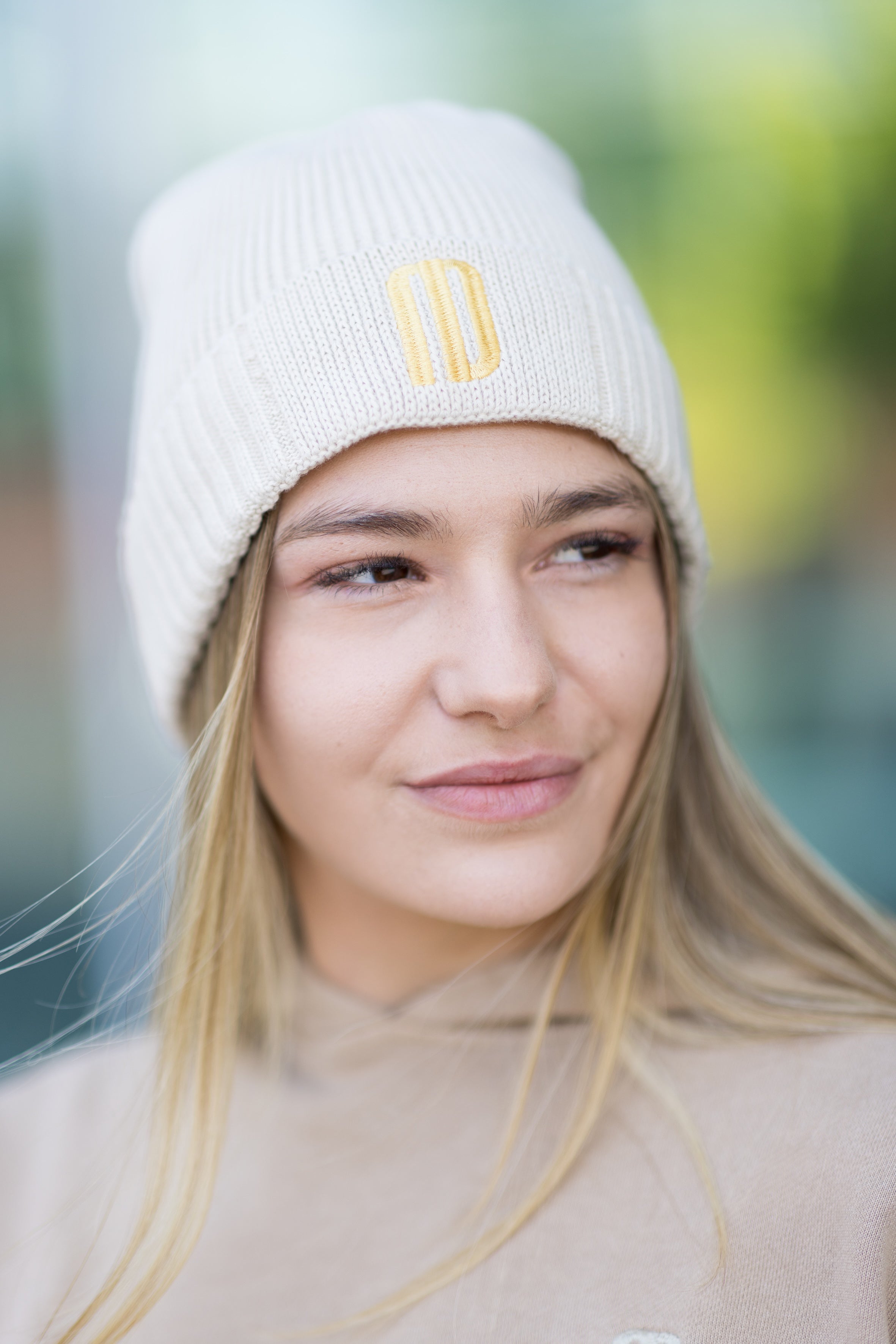 Beanie Stickerei Logo ND beige