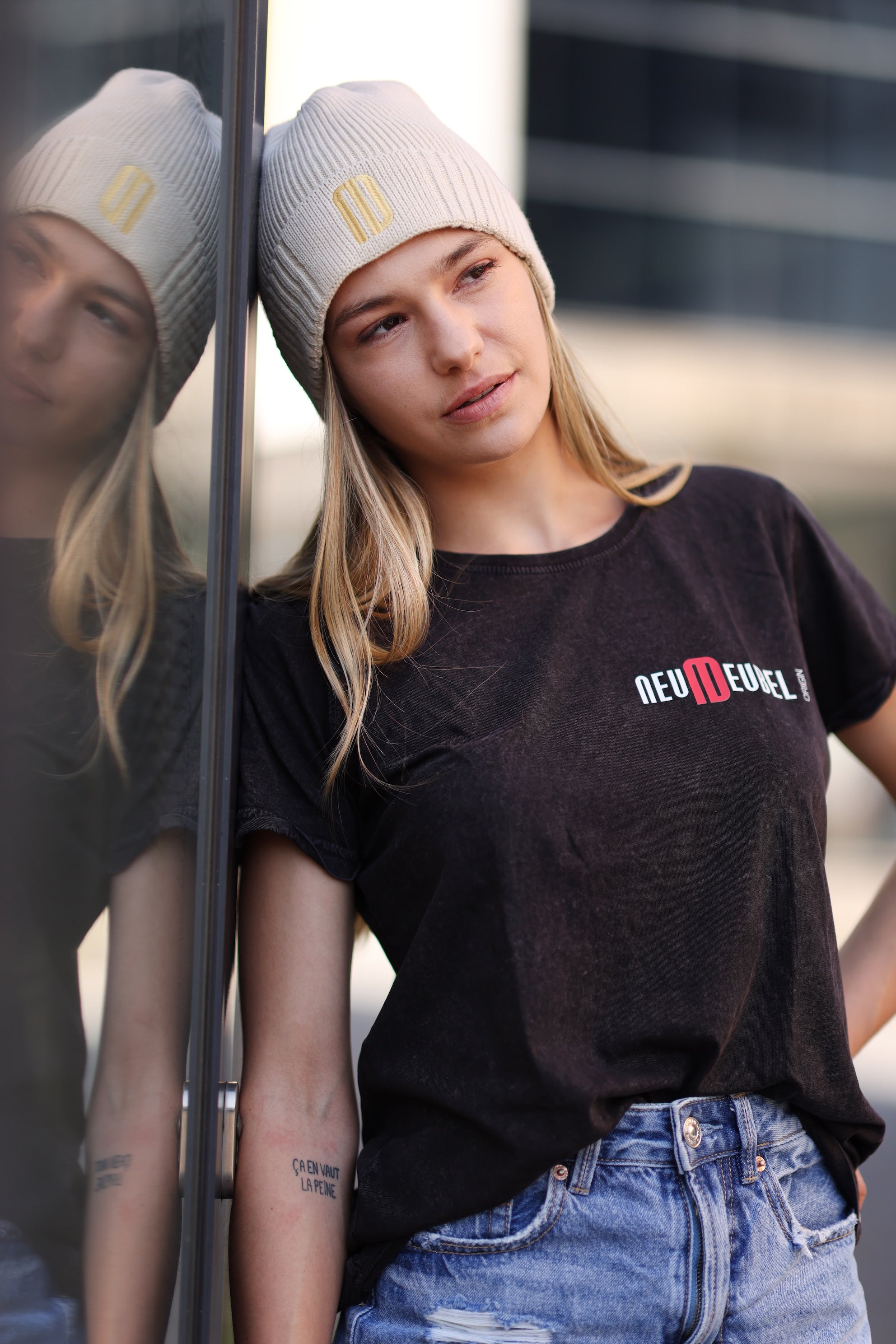 Beanie Stickerei Logo ND beige