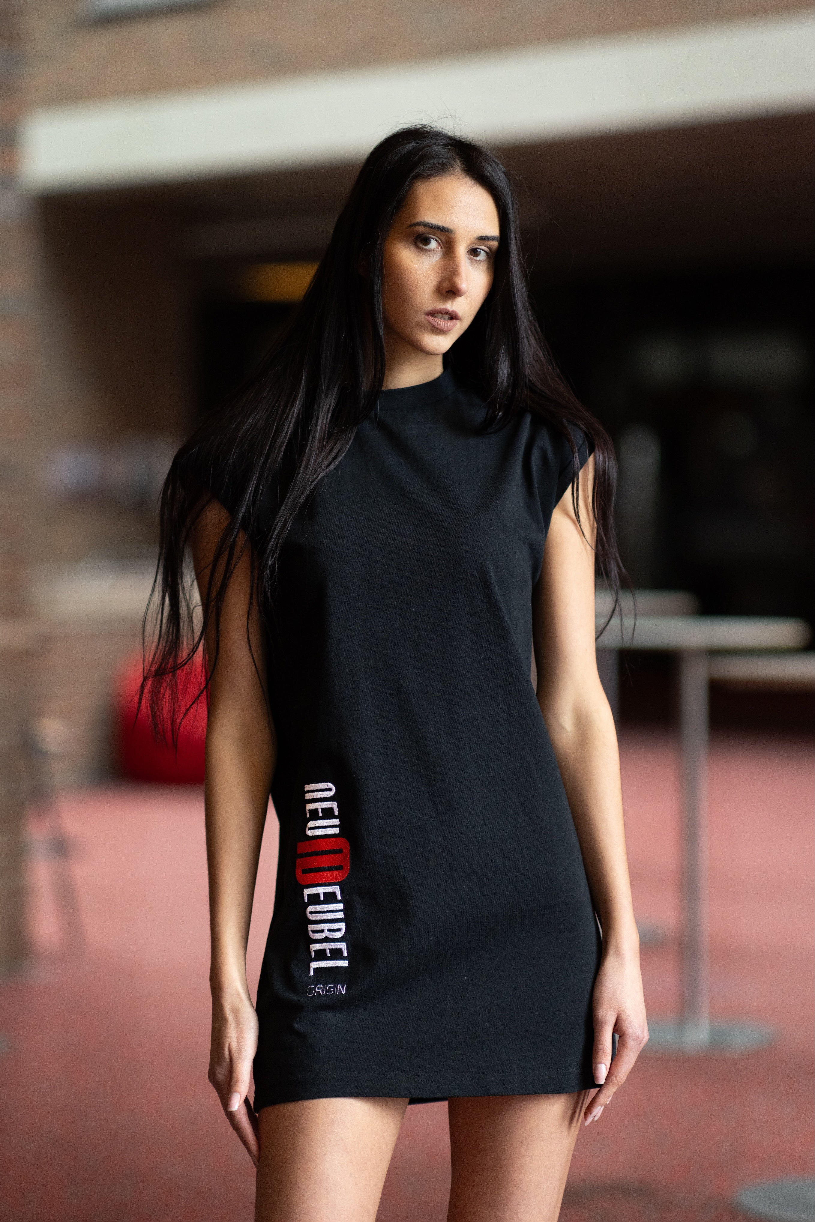 Minidress mit ND Origin Stickerei Black* :)