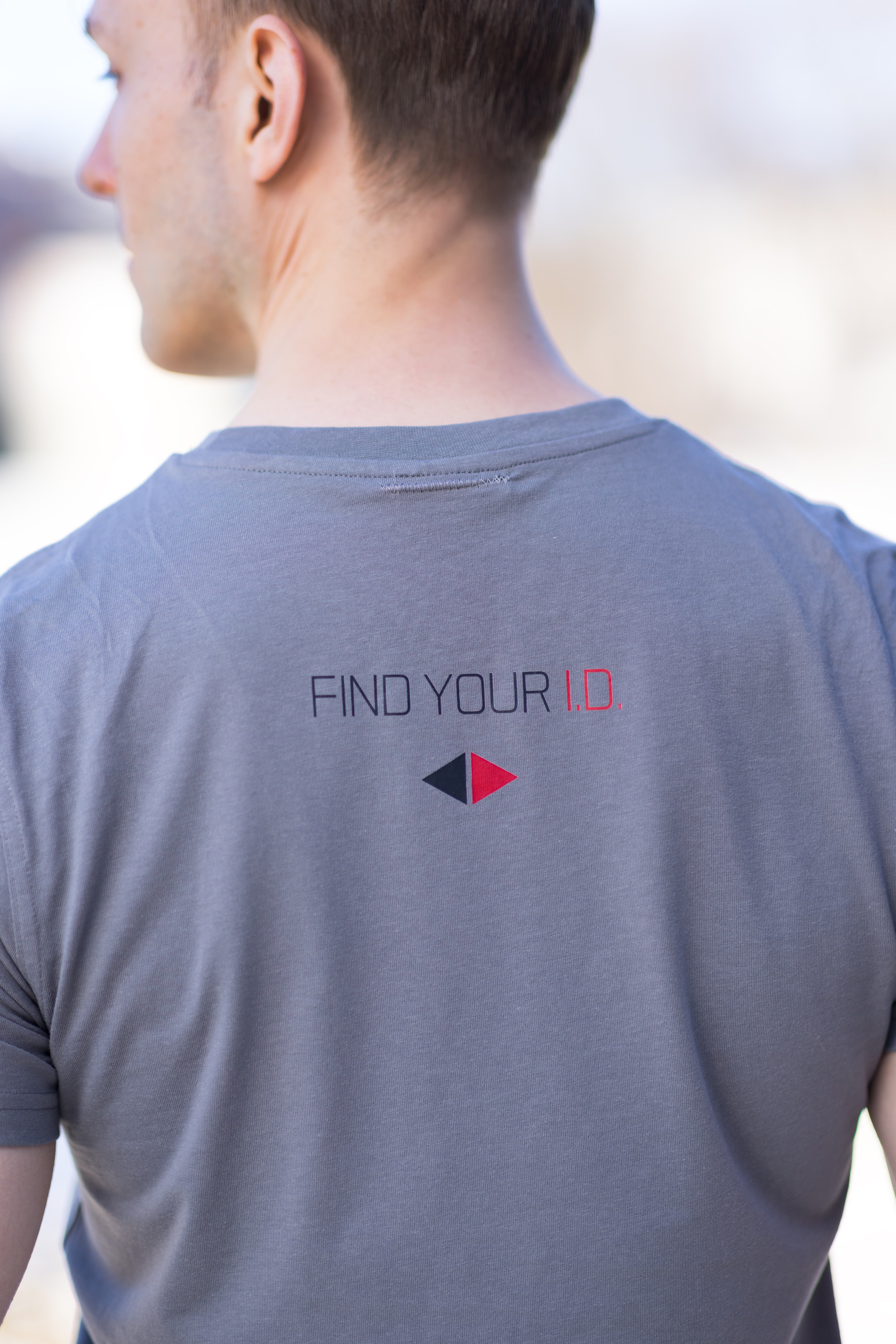 T-Shirt mit Print Logo FYID Steel Grey :)